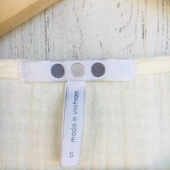 NWOT Three Dots Gauze Tie Front Top Cotton V Neck Blouse Ivory Yellow S - Picture 4 of 9